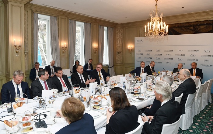 President Ilham Aliyev attends roundtable of Munich Security Conference